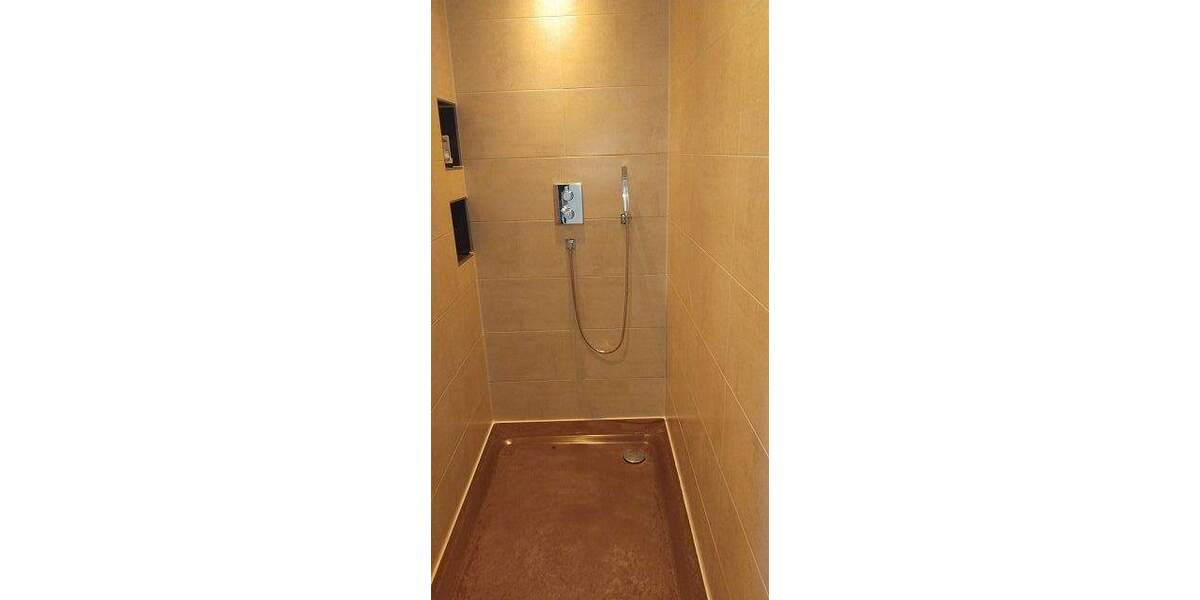 Dusche.jpg